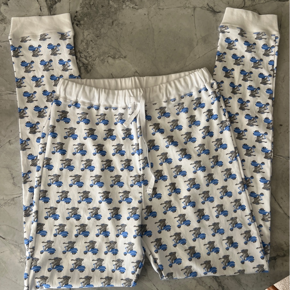 Roberta Freyman’s Ros Garden Elephant on scooter pajama pants Small